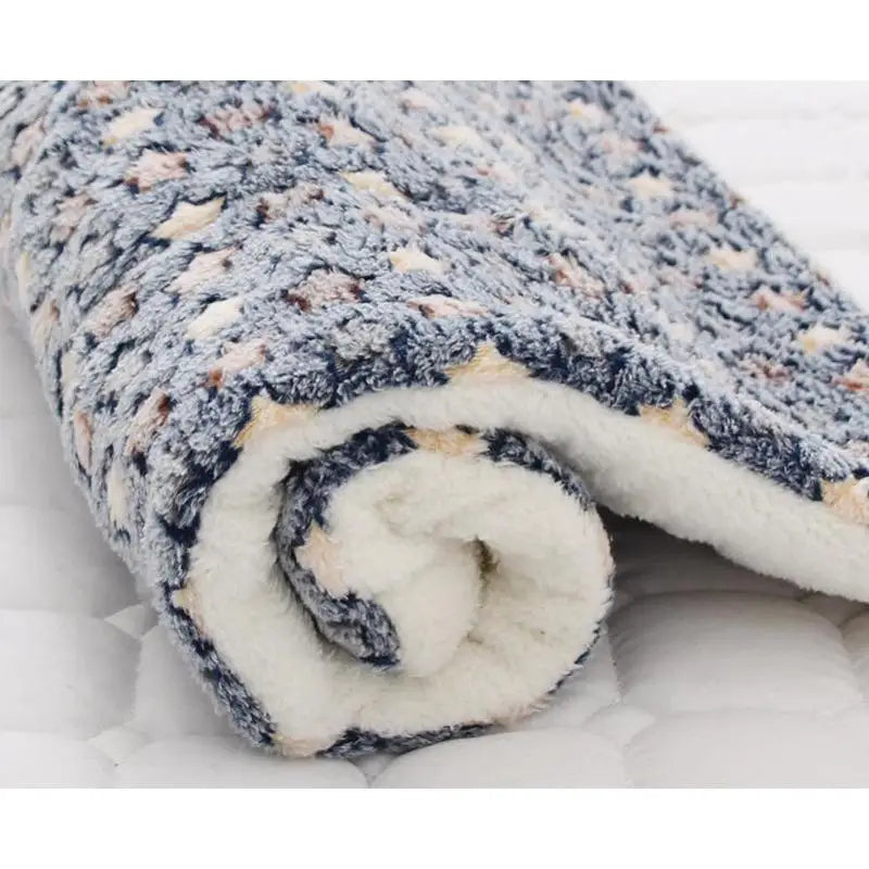 Premium Coral Fleece Pet Sleeping Mat For Dogs And Cats