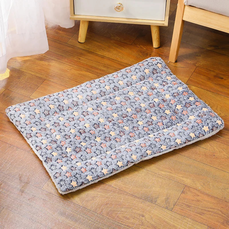 Thickened Flannel Pet Sleeping Cushion For Cats And Dogs